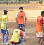 Sidharth Malhotra snapped at soccer match on 15th Nov 2015